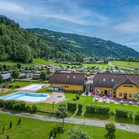 Albatross Mobile Homes On Bella Austria Campeggio Sankt Peter am Kammersberg