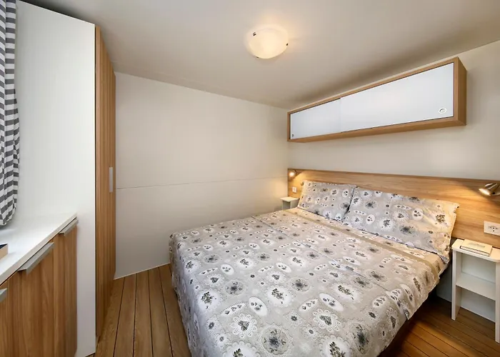 Albatross Mobile Homes On Bella Austria