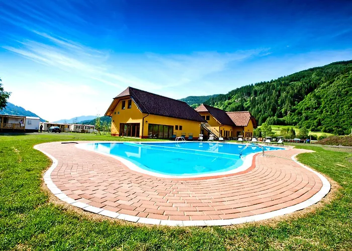 Albatross Mobile Homes On Bella Austria 캠프장